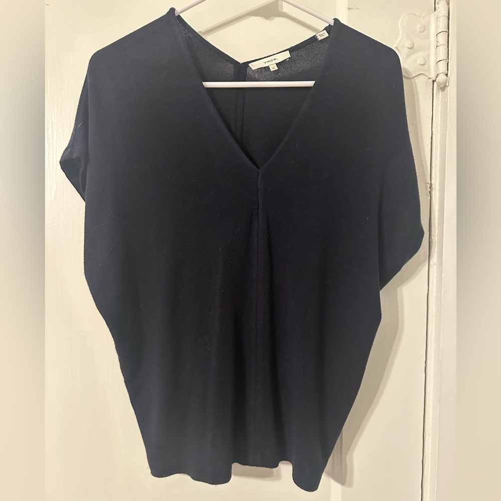 Sleeveless sweater top
